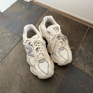 New Balance 9060 Sneaker W 8.5